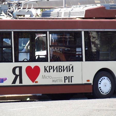 Однокімнатні Апартаменти Повністю Krivij Rih Kültér fotó